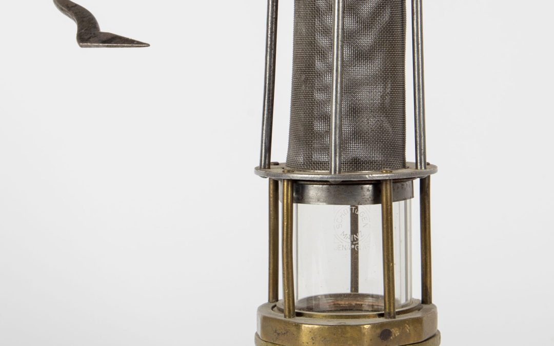 Bencinska varnostna svetilka