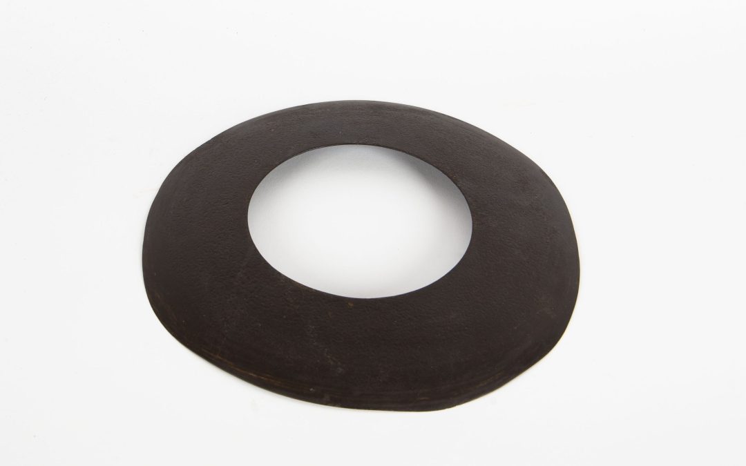 Železni obroč za mehčanje in raztegovanje usnja