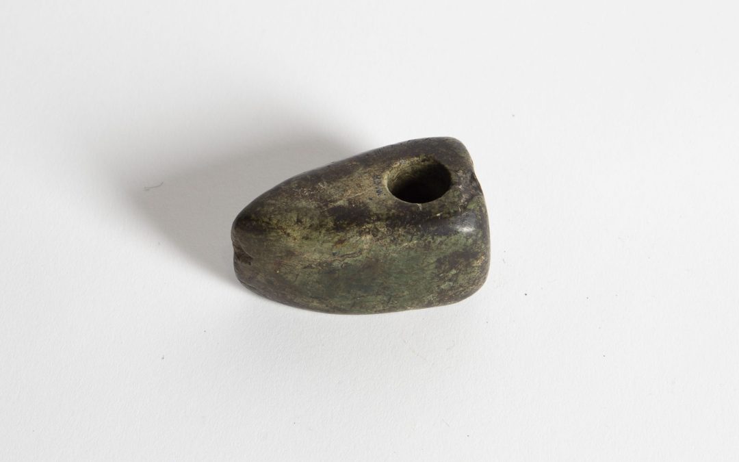 Neolitska kamnita sekira