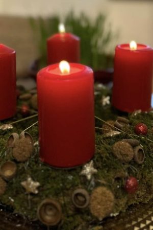 Nedeljsko pravljično dopoldne