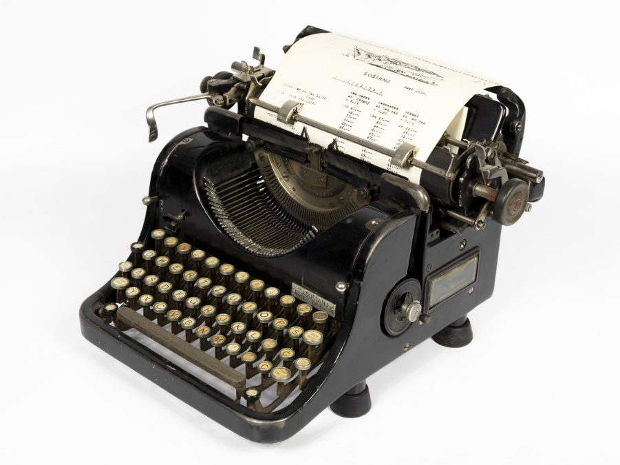 Pisalni stroj